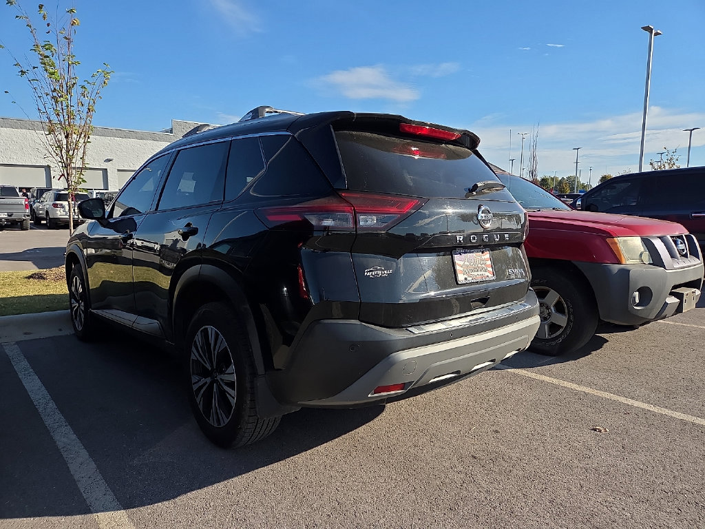 Used 2021 Nissan Rogue SV SUV