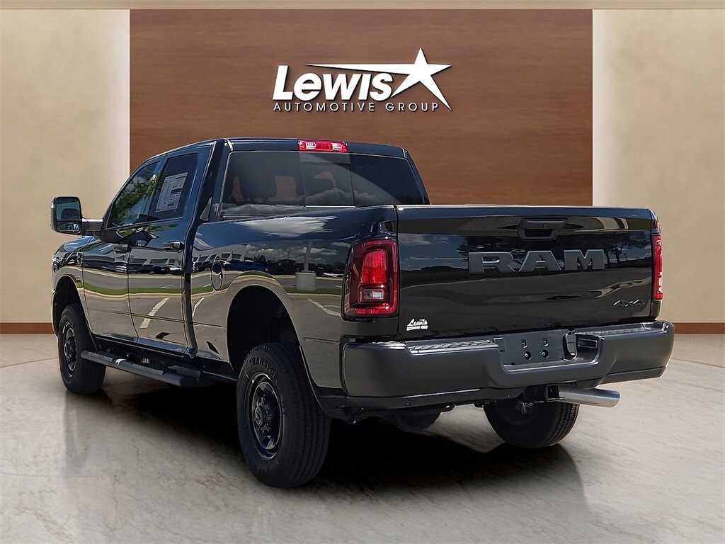 2025 Ram 2500 Tradesman photo 2