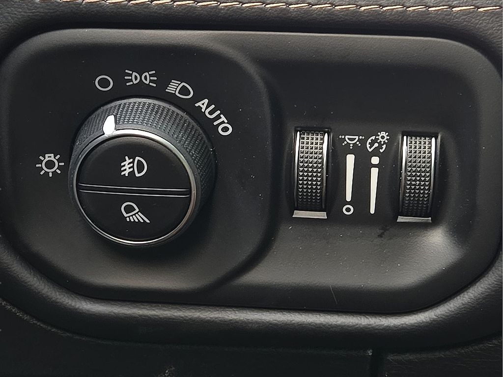 2026 RAM 1500 Tungsten - Photo 17