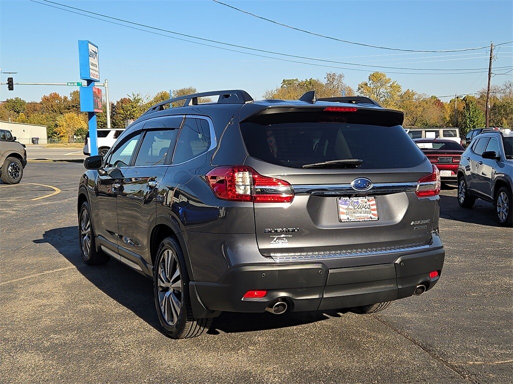 2021 Subaru Ascent Touring photo 2