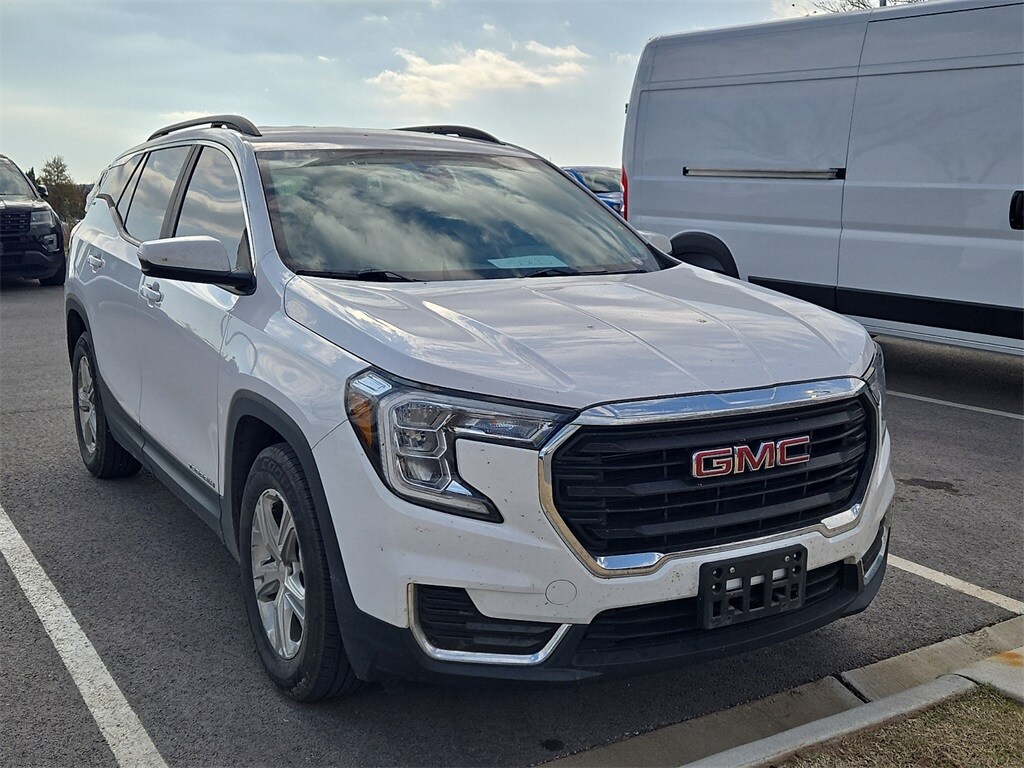 2022 Gmc Terrain SLE photo 4