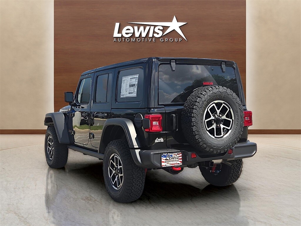 2025 Jeep Wrangler Rubicon photo 3