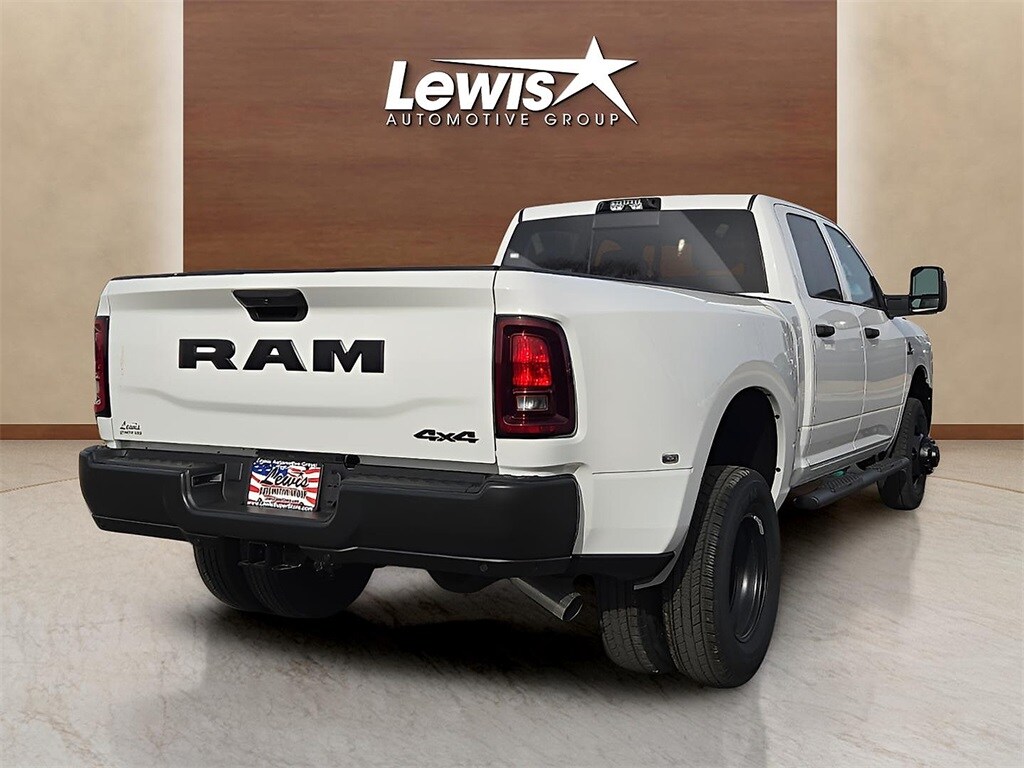 New 2026 Ram 3500 TRADESMAN CREW CAB 4X4 8' BOX Pickup
