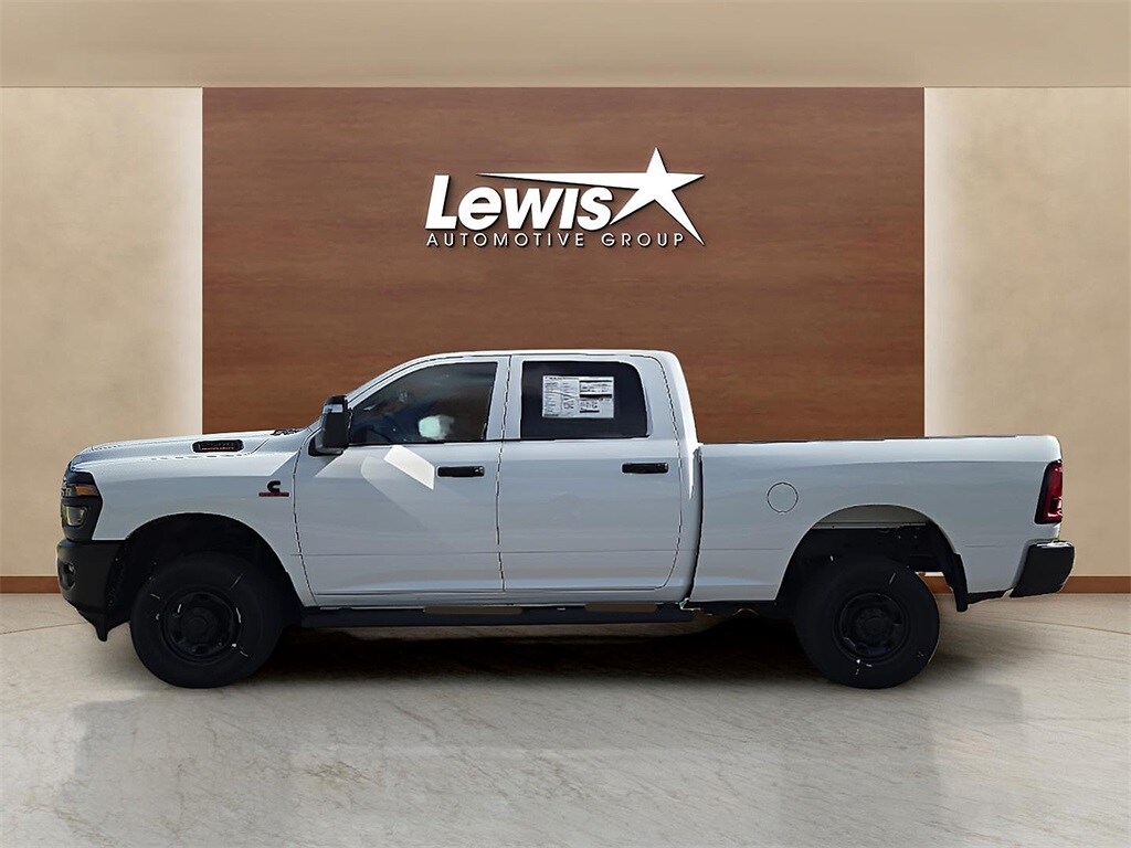 2025 Ram 2500 Tradesman photo 3