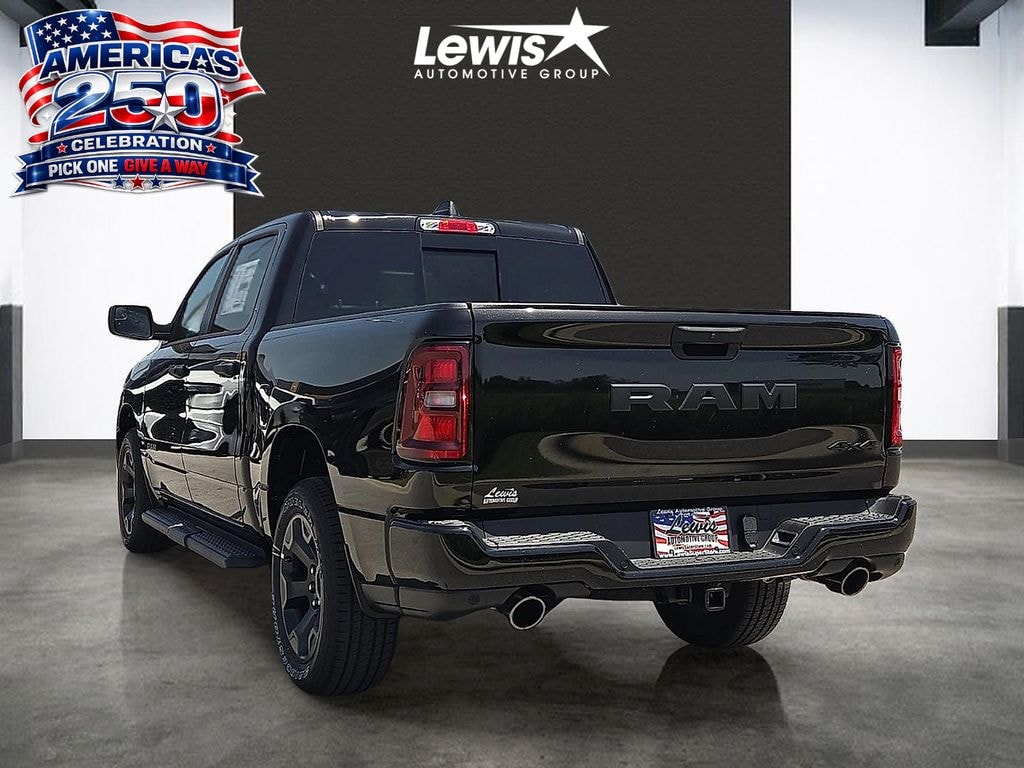 New 2026 Ram 1500 EXPRESS CREW CAB 4X4 5'7 BOX Pickup