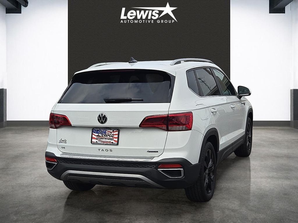 Used 2023 Volkswagen Taos 1.5T SE SUV
