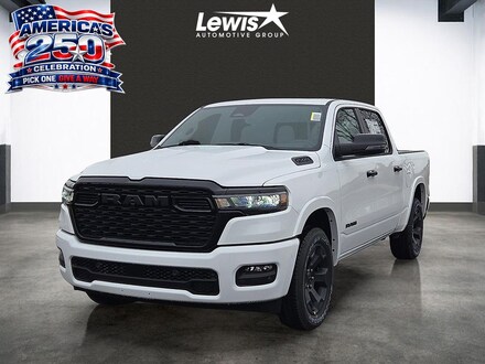2026 Ram 1500 BIG HORN CREW CAB 4X4 5'7 BOX Pickup