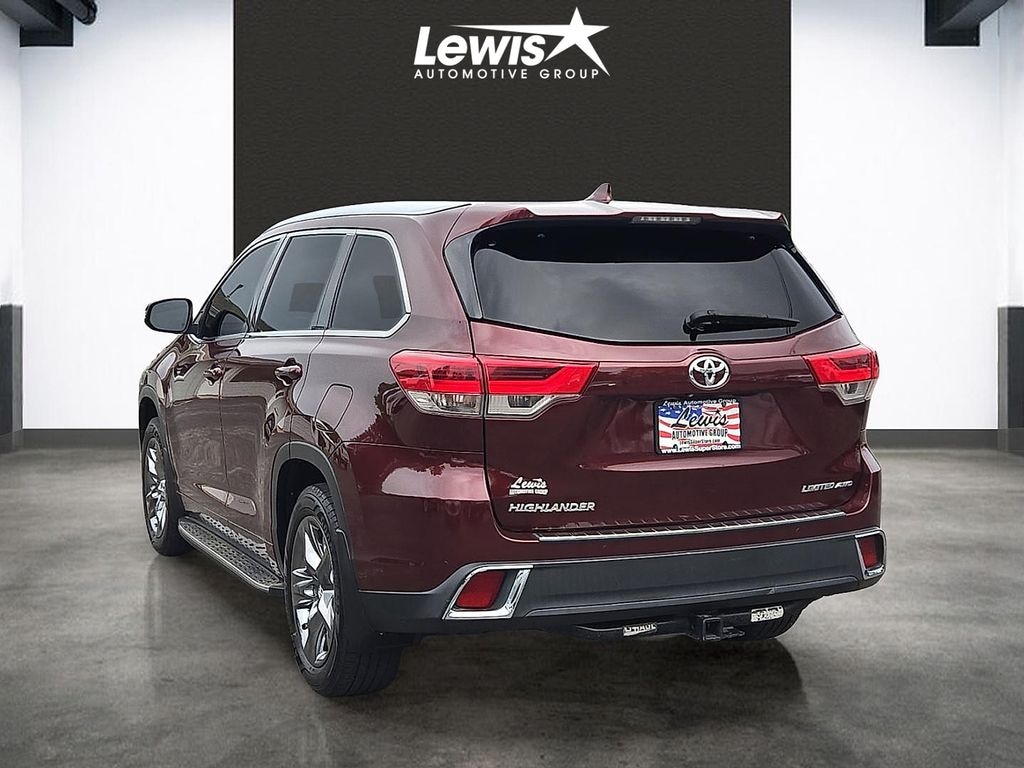 Used 2017 Toyota Highlander Limited Platinum SUV