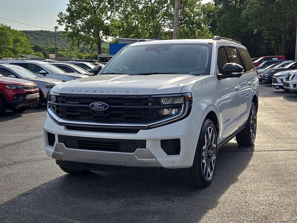 Used 2026 Ford Expedition Platinum SUV