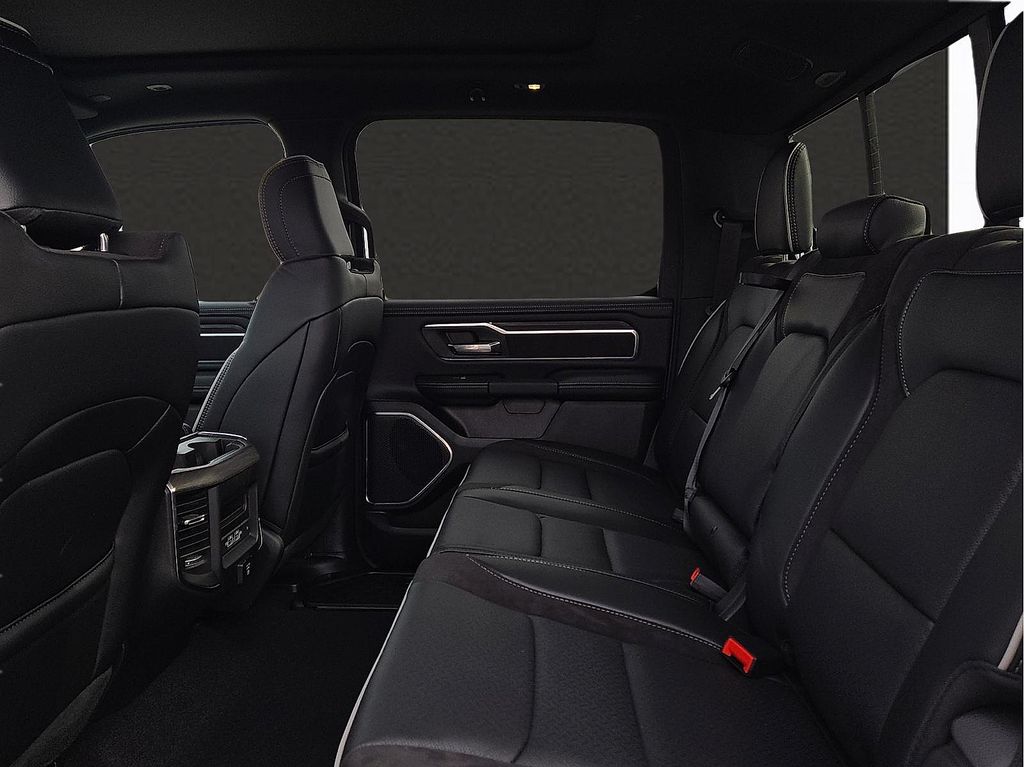 2026 RAM 1500 Laramie - Photo 8
