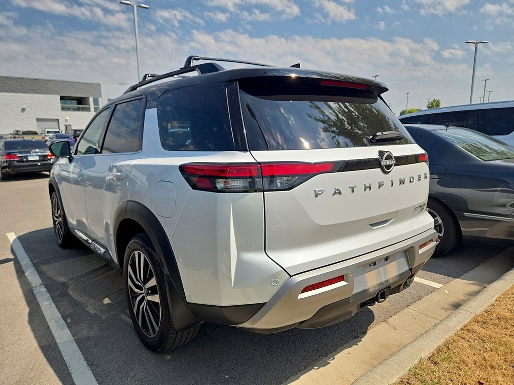 Used 2025 Nissan Pathfinder Platinum SUV