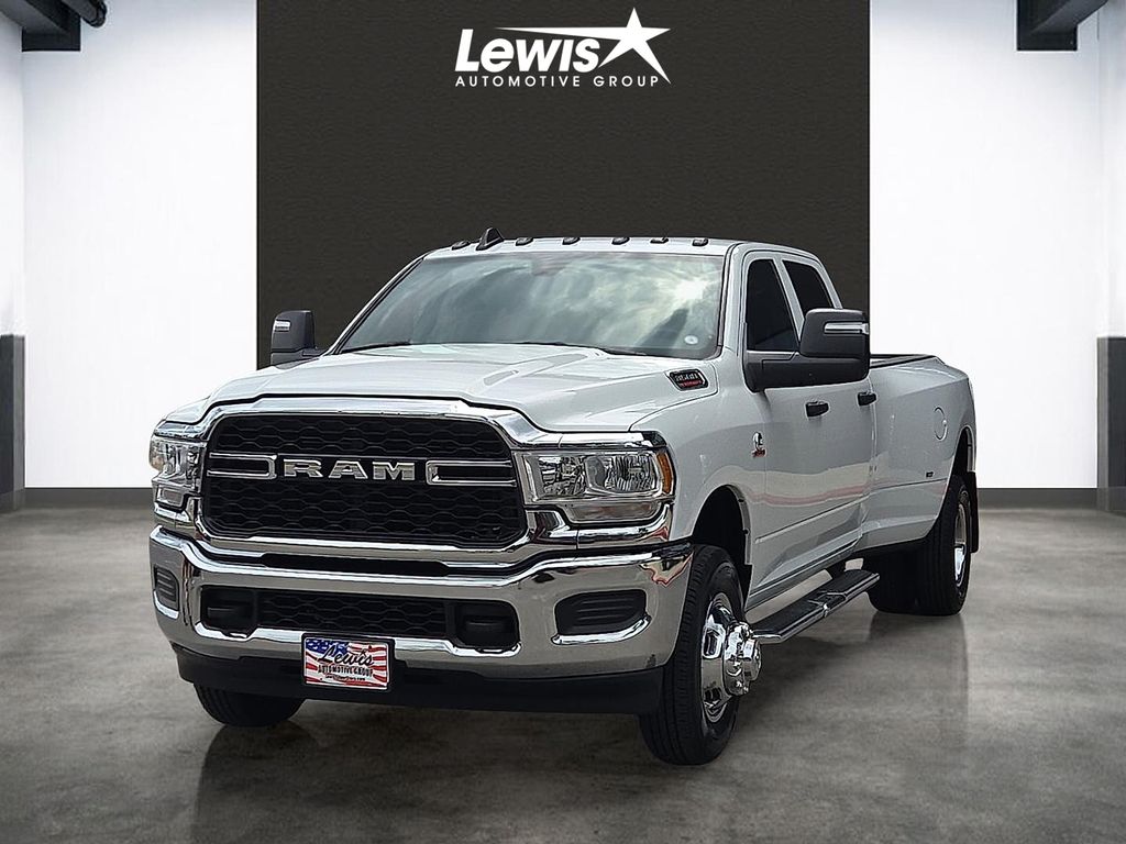 2024 RAM 3500 Tradesman 4X4 Crew Cab LWB's photo