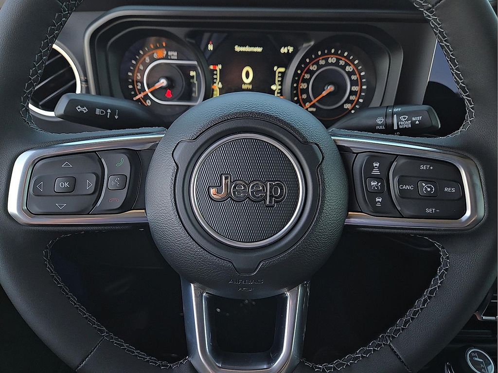 2026 Jeep Wrangler 4-Door Sahara - Photo 19