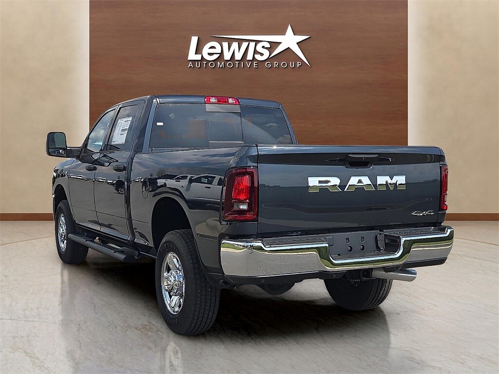 2026 Ram 2500 Tradesman photo 2