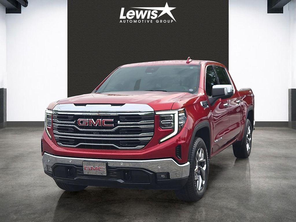 2022 GMC Sierra 4WD Crew Cab Short Box SLT's photo