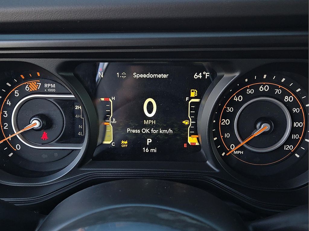2026 Jeep Wrangler 4-Door Sahara - Photo 18