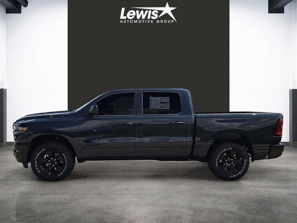 New 2026 Ram 1500 WARLOCK CREW CAB 4X4 5'7 BOX Pickup