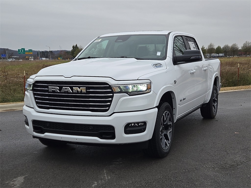 New 2026 Ram 1500 LARAMIE CREW CAB 4X4 5'7 BOX Pickup