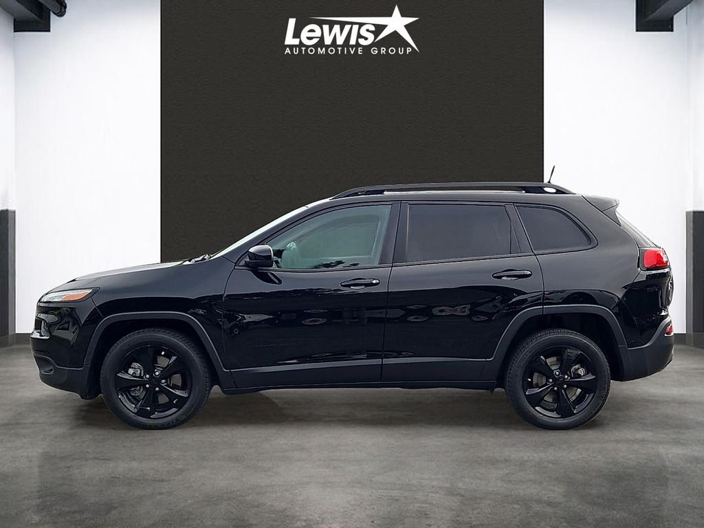 Used 2018 Jeep Cherokee Latitude with VIN 1C4PJLCXXJD524319 for sale in Fayetteville, AR