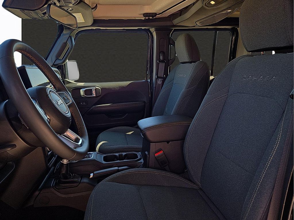 2024 Jeep Wrangler 4-Door Sahara - Photo 13