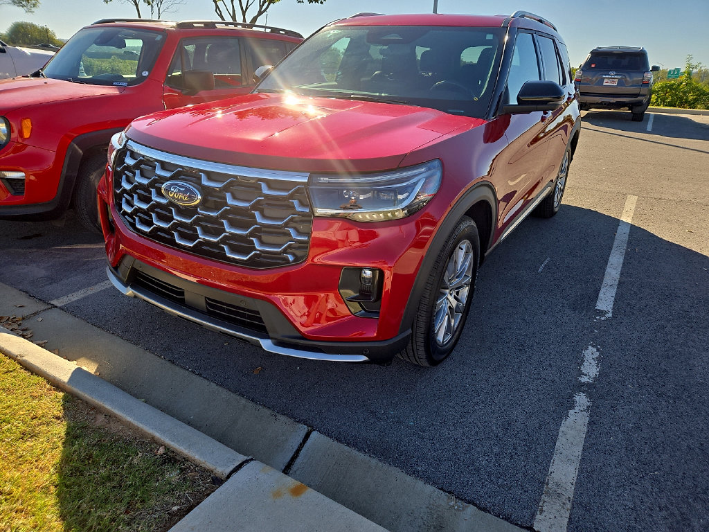2025 Ford Explorer Platinum SUV