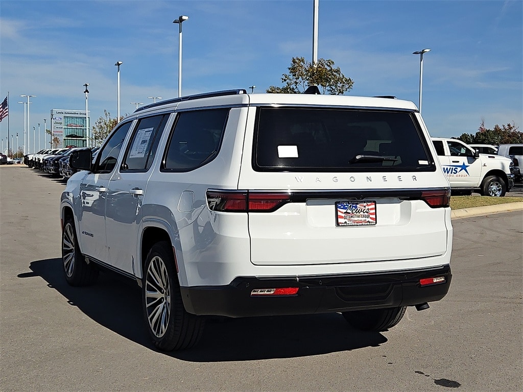 New 2025 Jeep Wagoneer LIMITED 4X4 Sport Utility