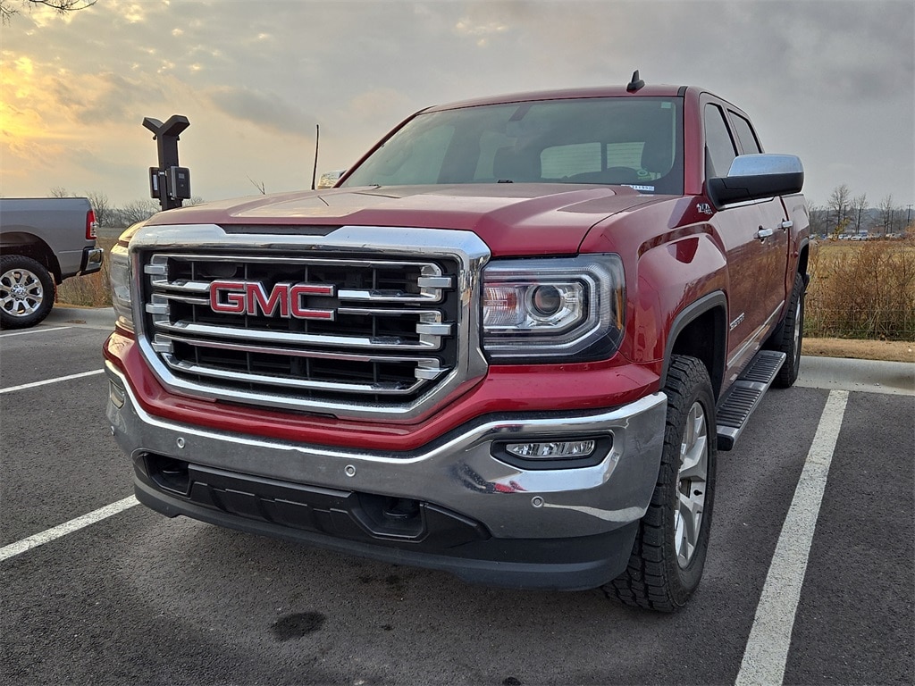 2018 GMC Sierra 1500 SLT's photo
