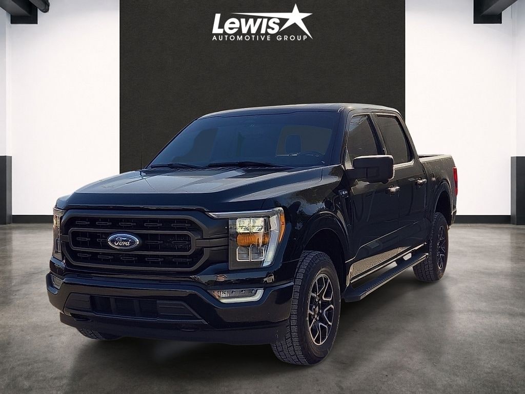 Used 2022 Ford F-150 XLT Truck SuperCrew Cab