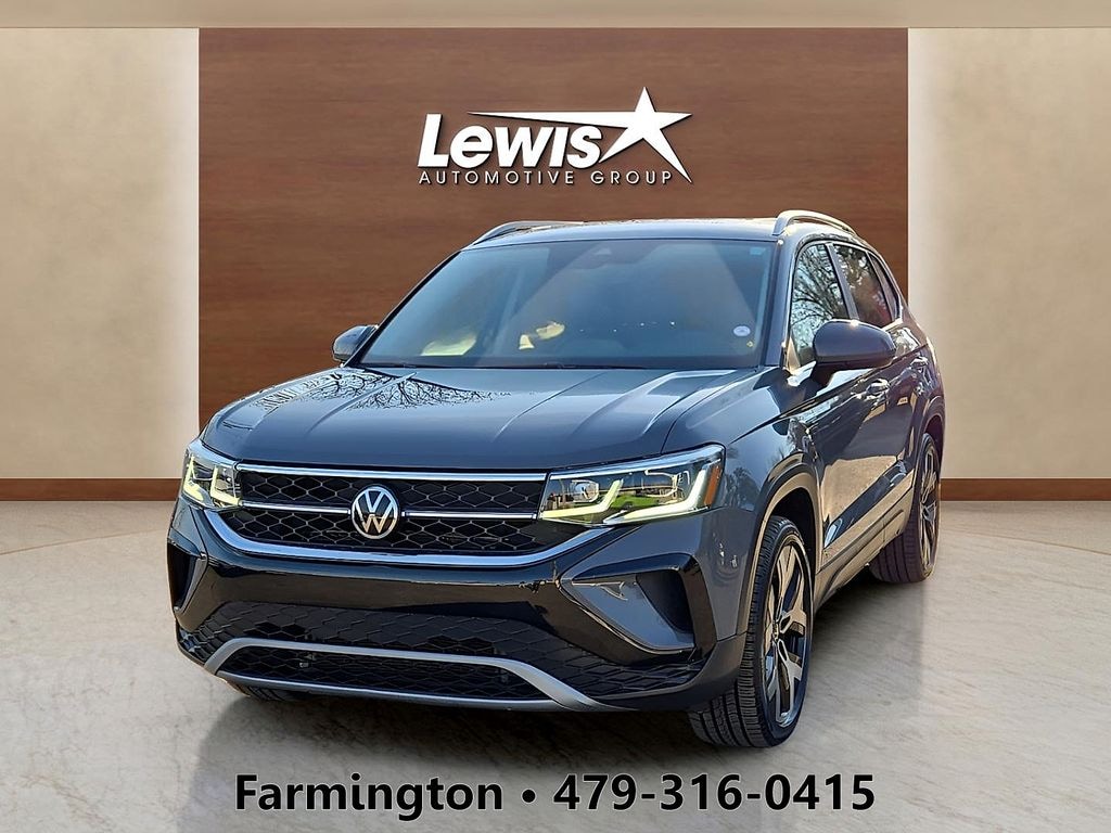 Used 2022 Volkswagen Taos 1.5T SEL SUV