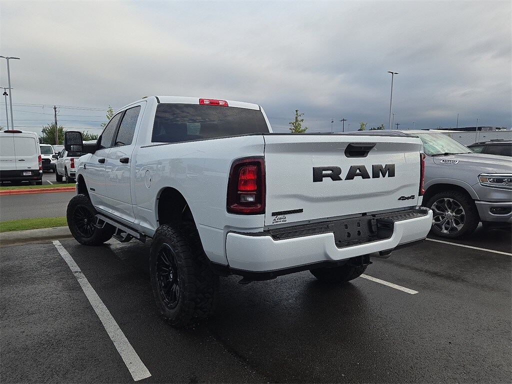 2025 Ram 2500 Big Horn photo 3