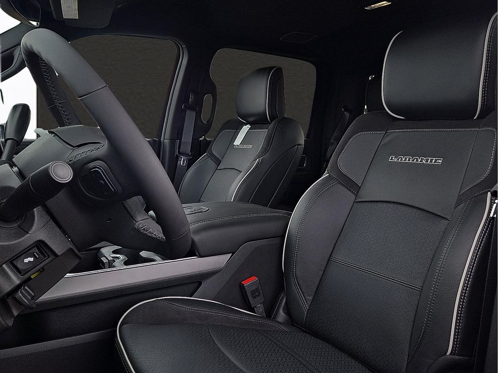2026 RAM 2500 Laramie - Photo 13