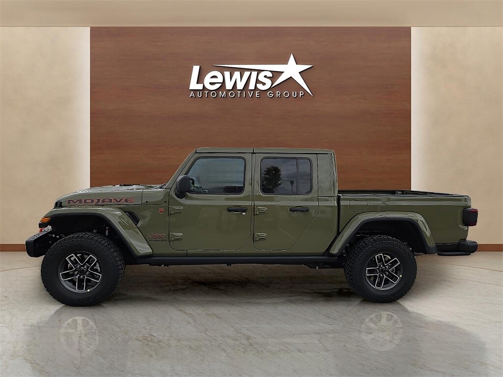 2025 Jeep Gladiator Mojave photo 3