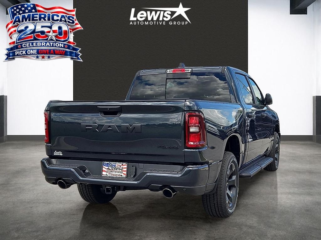 New 2026 Ram 1500 EXPRESS CREW CAB 4X4 5'7 BOX Pickup