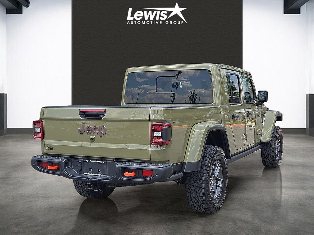 Used 2025 Jeep Gladiator Mojave Truck Crew Cab