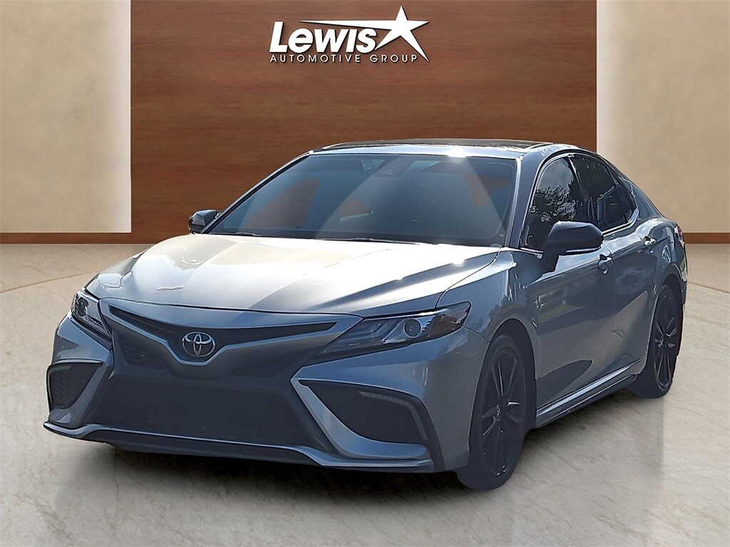 2023 Toyota Camry XSE photo 2