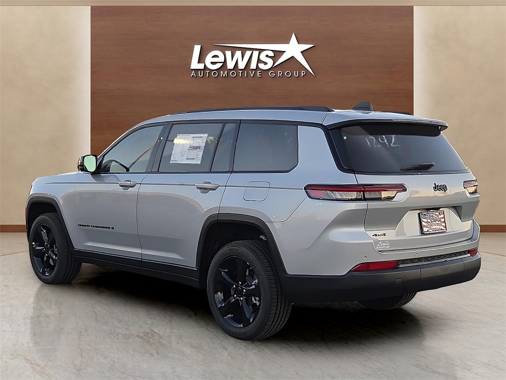 New 2025 Jeep Grand Cherokee L ALTITUDE X 4X4 Sport Utility