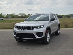 2026 Jeep Grand Cherokee LAREDO X 4X4 Sport Utility Fayetteville