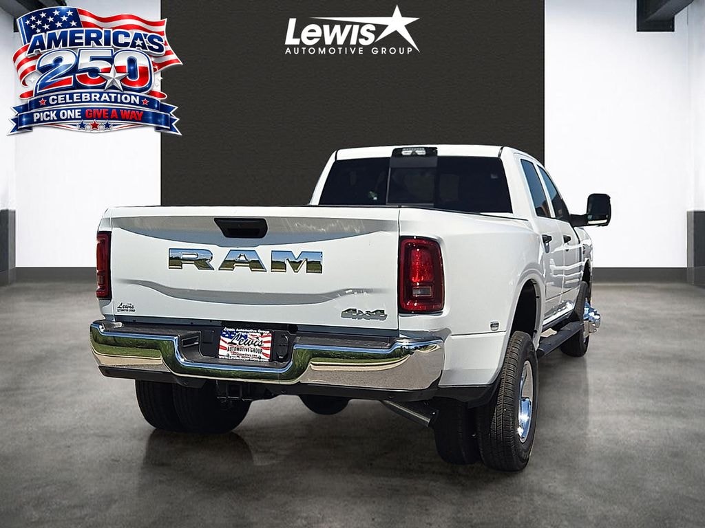 New 2026 Ram 3500 TRADESMAN CREW CAB 4X4 8' BOX Pickup
