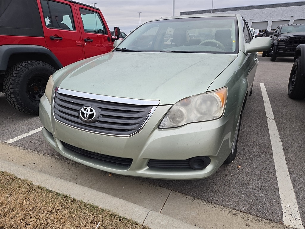 2009 Toyota Avalon XL's photo