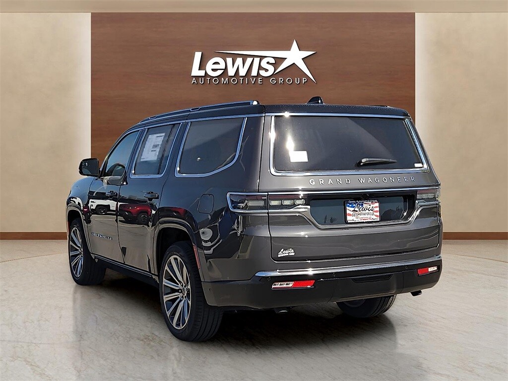2025 Jeep Grand Wagoneer Base photo 4