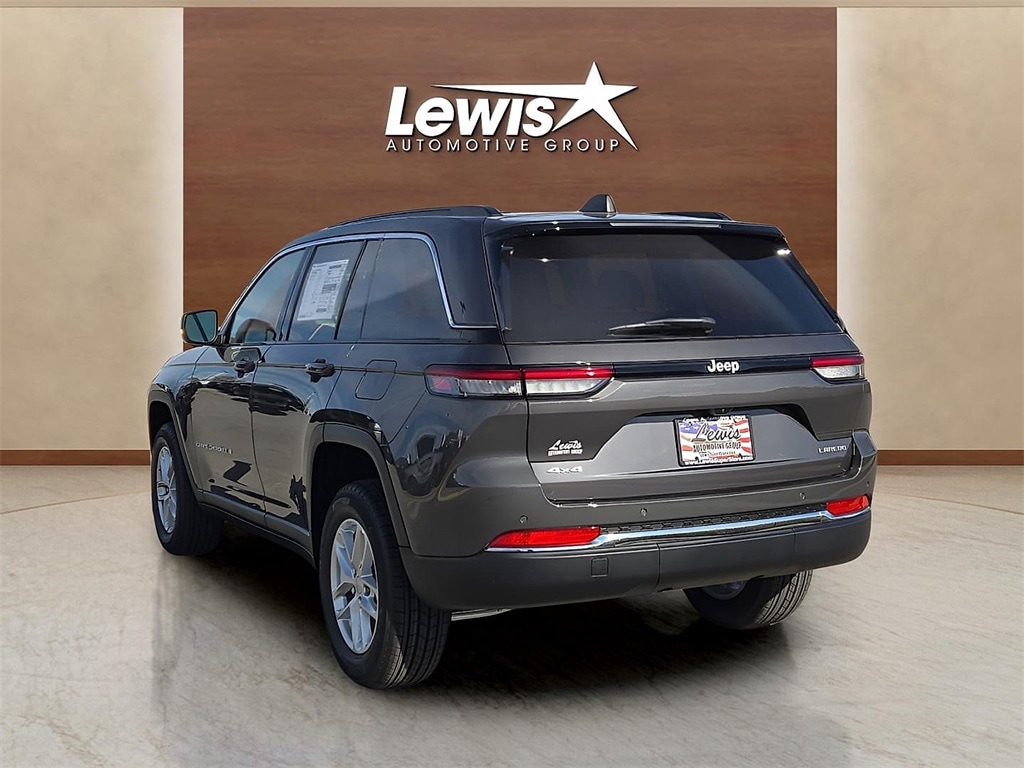 New 2025 Jeep Grand Cherokee LAREDO X 4X4 Sport Utility