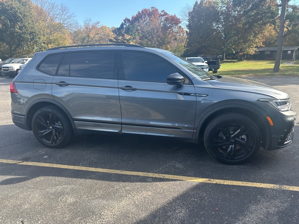 Certified 2024 Volkswagen Tiguan 2.0T SE R-Line Black SUV