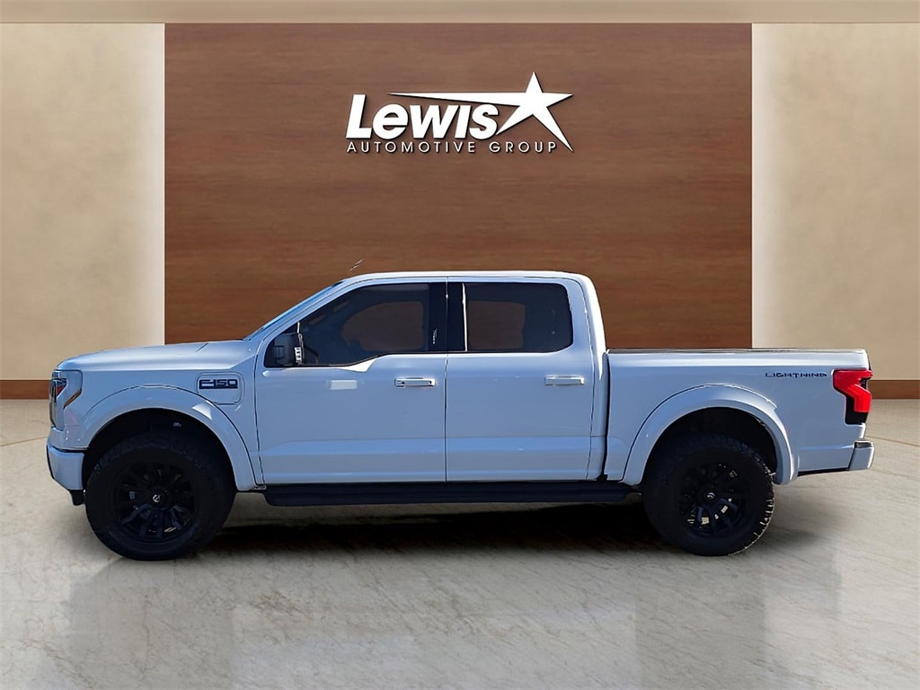 Used 2024 Ford F-150 Lightning Flash with VIN 1FT6W3L75RWG19352 for sale in Fayetteville, AR