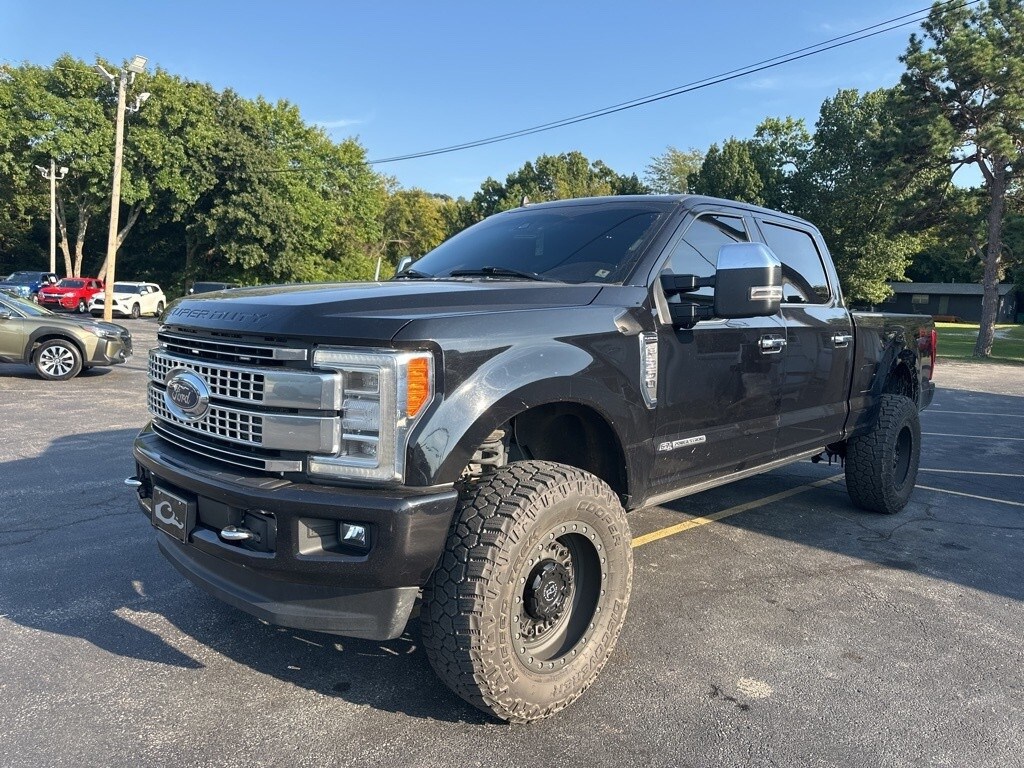2019 Ford F-250 photo 2