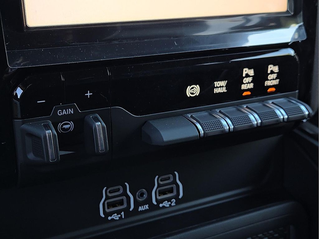 2026 RAM 2500 Laramie - Photo 15