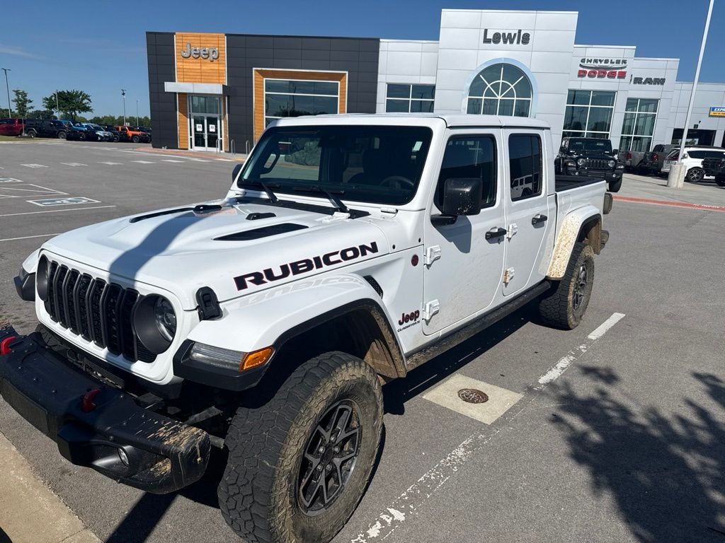 Used 2024 Jeep Gladiator Rubicon Truck Crew Cab