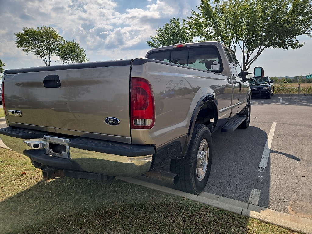 Used 2006 Ford F-350SD Lariat Truck Super Cab