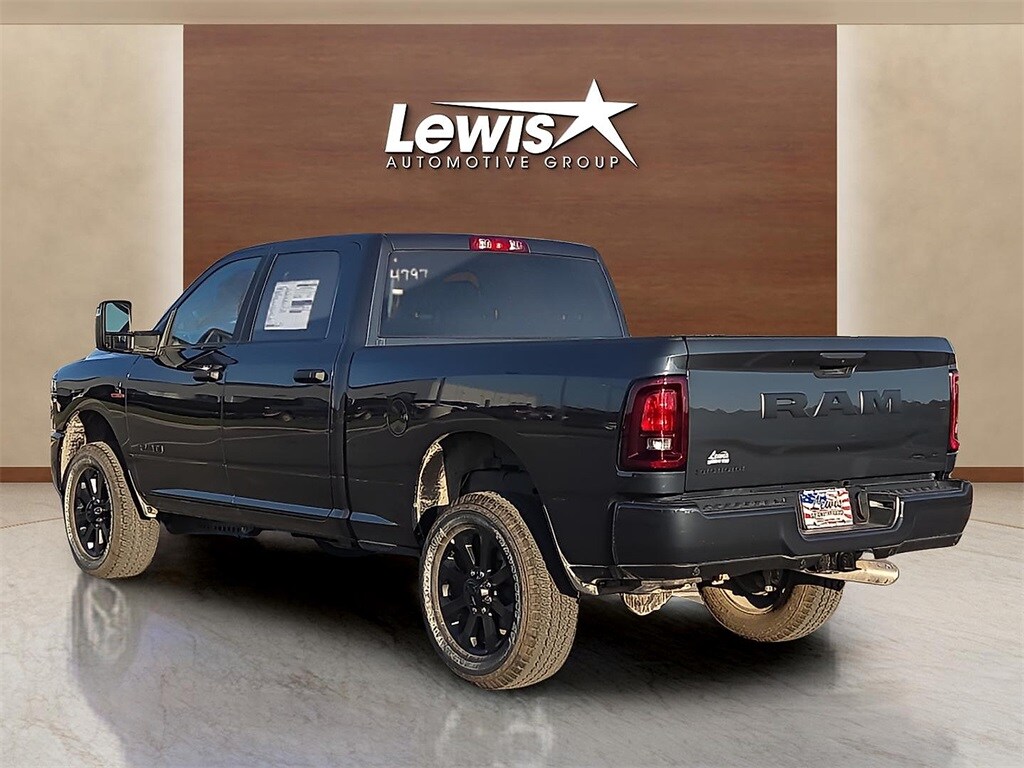 2026 Ram 2500 Big Horn photo 4