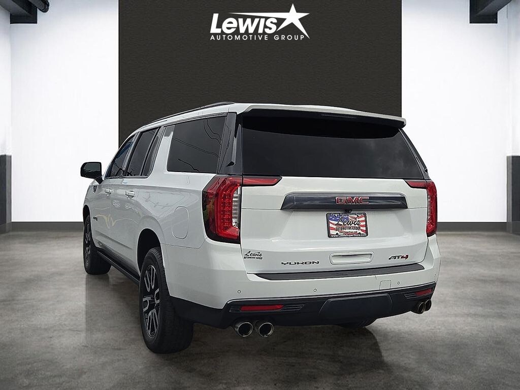 Used 2023 GMC Yukon XL AT4 SUV