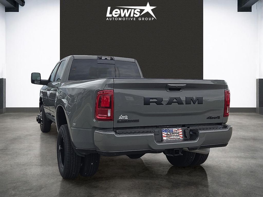 New 2026 Ram 3500 LARAMIE CREW CAB 4X4 8' BOX Pickup